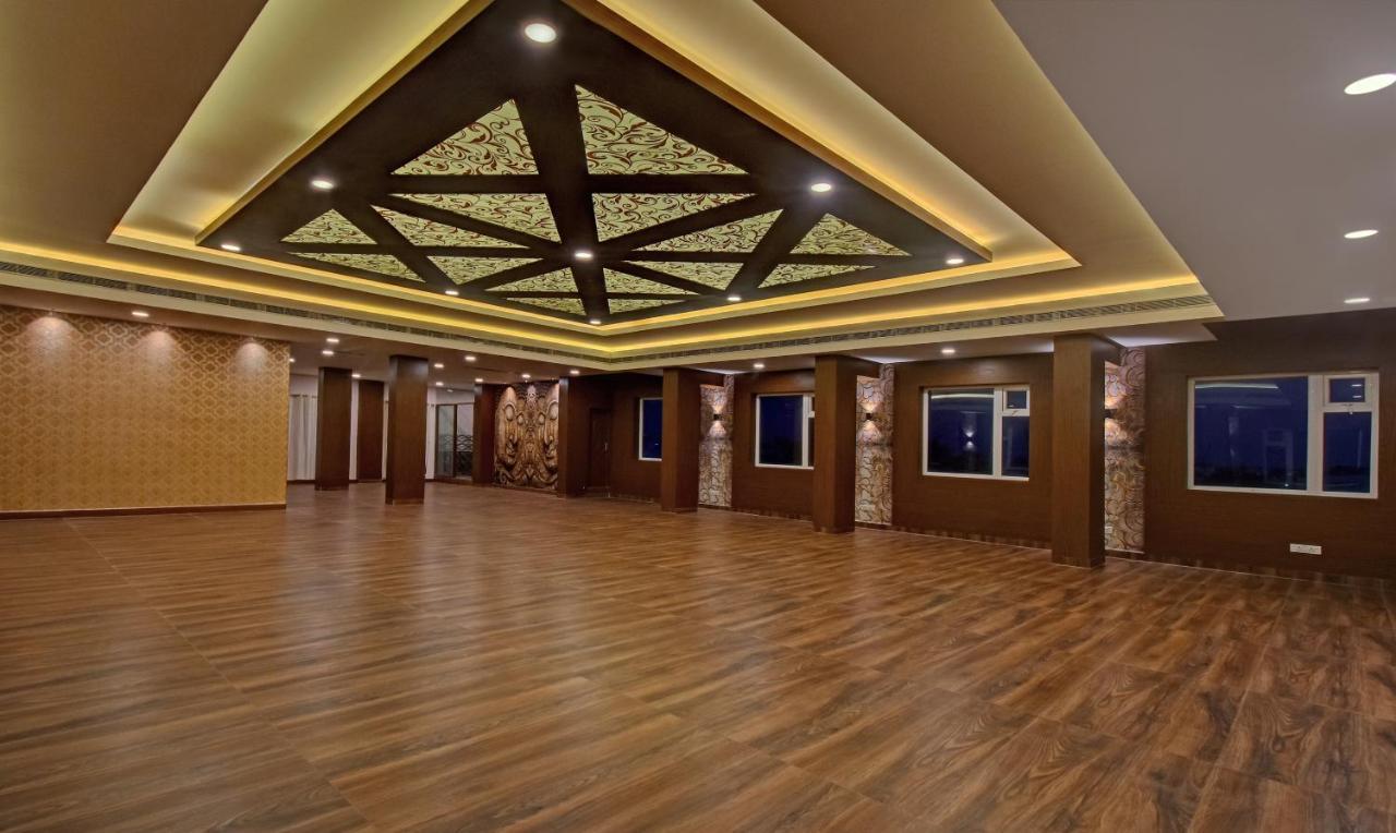 Treebo Trend Palm Tree Otel Chennai Dış mekan fotoğraf